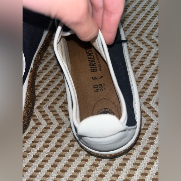 Birkenstock size 9.5 (40) navy blue and white canvas lace up oxford Santa Cruz - Picture 4 of 5